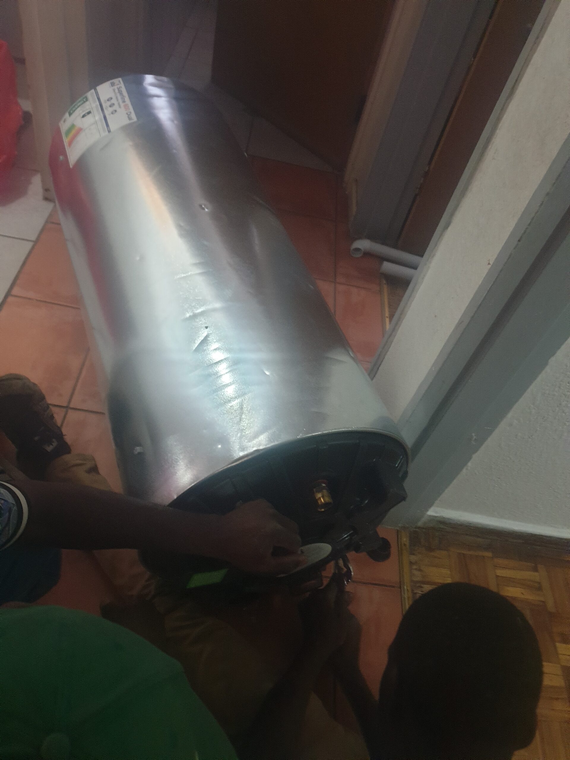 Gas geyser installation
