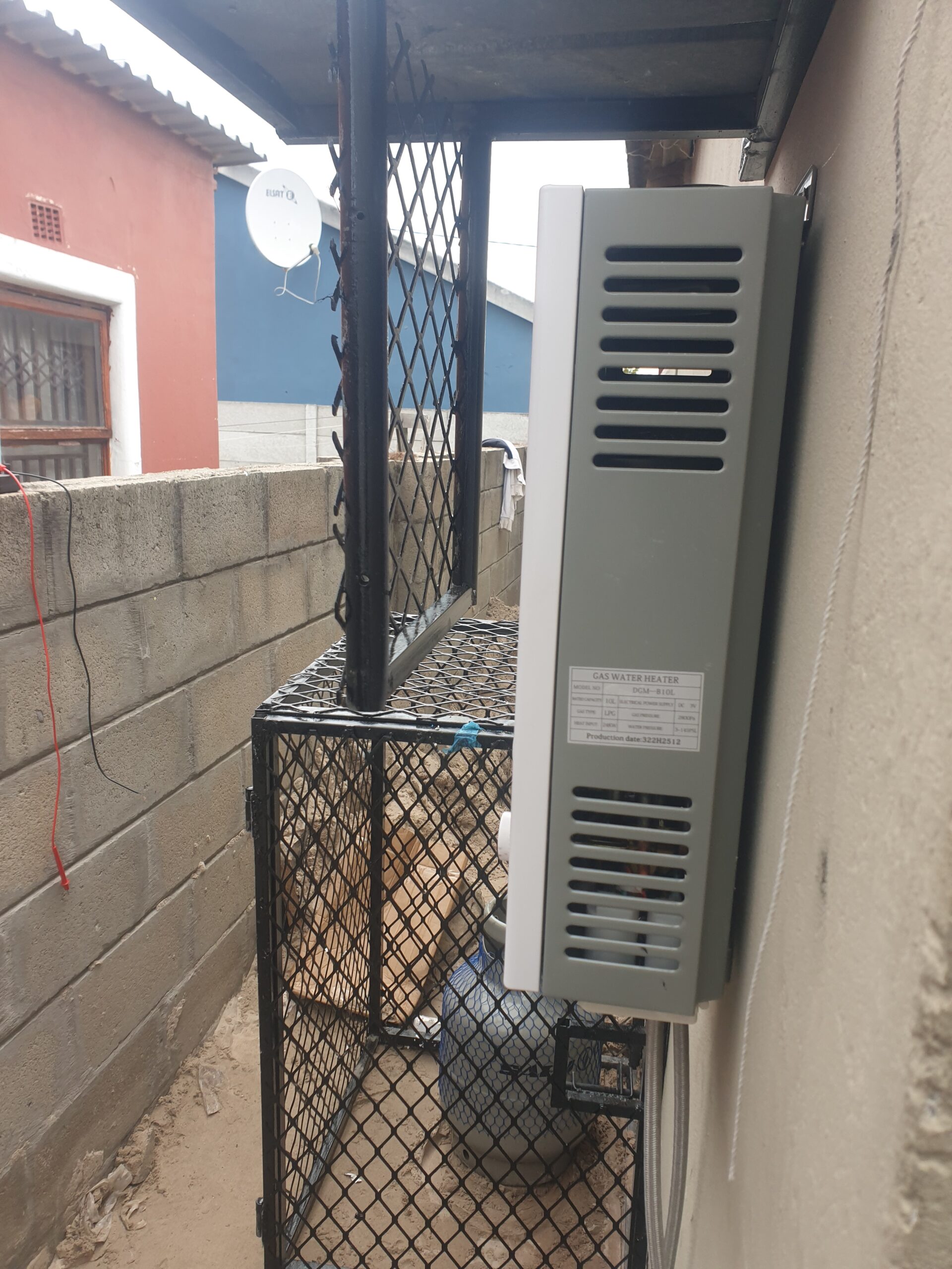 Gas geyser installation in Rosebank by SAQCC registered plumbers